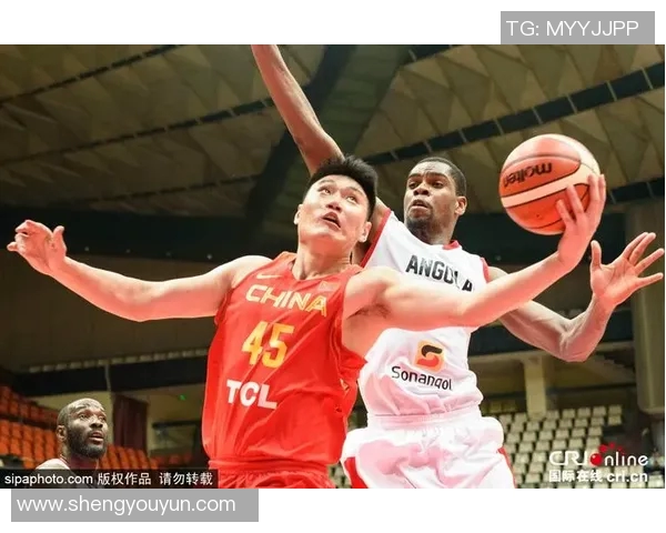2018年中国男篮红队对阵安哥拉精彩赛事回顾与分析